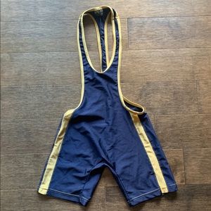 N2N University Singlet